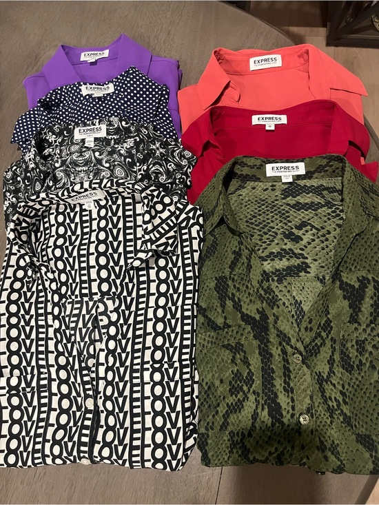 Express Tops - Express Women Button Down Tops. 6 Long-sleeve+1 Cap-sleeve+ 1 Black sleeveless